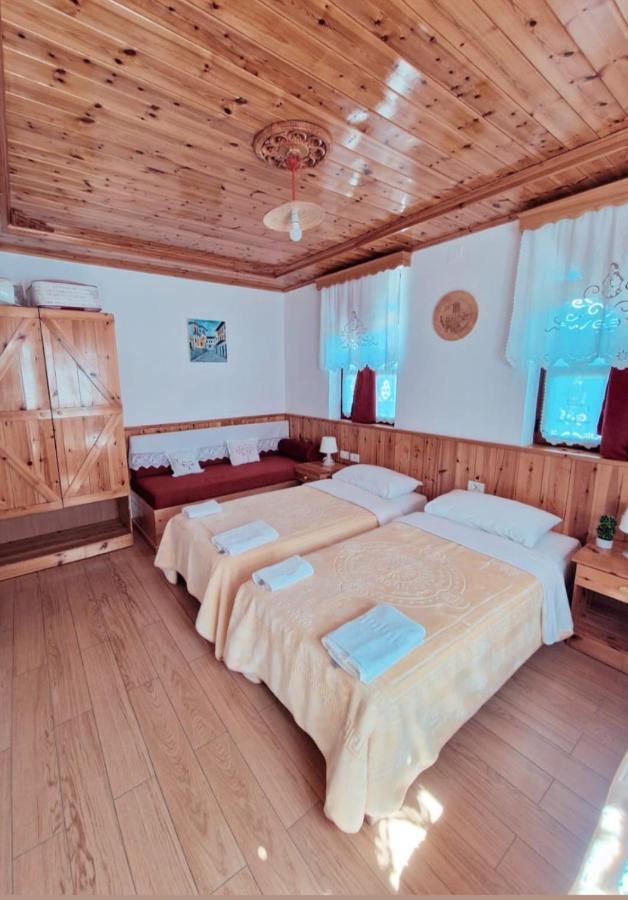 Hotel Domino Gjirokastër Exteriér fotografie