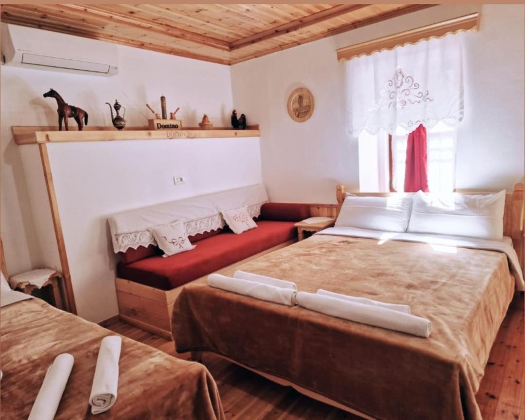 Hotel Domino Gjirokastër Exteriér fotografie