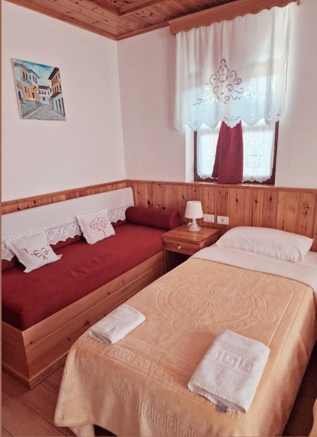 Hotel Domino Gjirokastër Exteriér fotografie